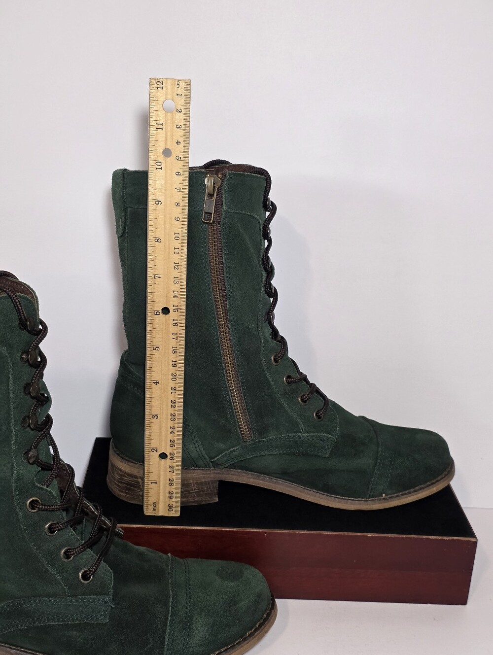 Skechers Womens 9 Green Suede Lace Up Side Zip Tall Combat Boots Cap Toe 48360 - Picture 3 of 15